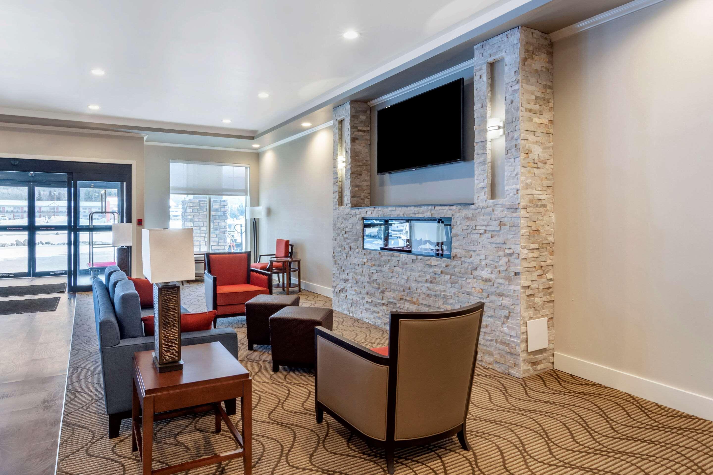 Hotel Comfort & Valemount